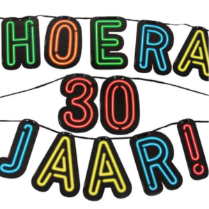 Neon letterslinger Hoera 30 jaar