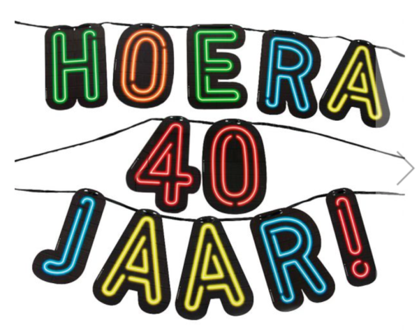 Neon letterslinger Hoera 40 jaar